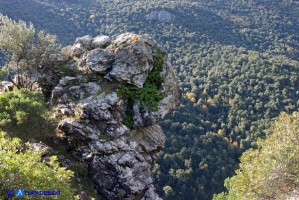  "Sa perda longa" vista da vicino e la valle del Flumendosa