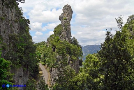 La roccia centrale della "Scala di San Giorgio"