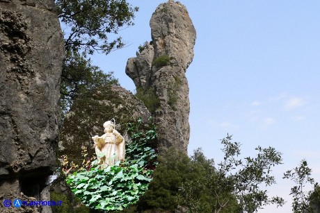 La roccia centrale della "Scala di San Giorgio"