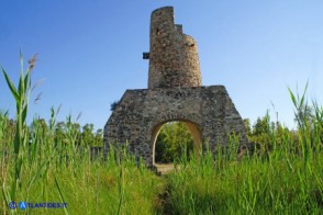 La Torre dei dieci cavalli