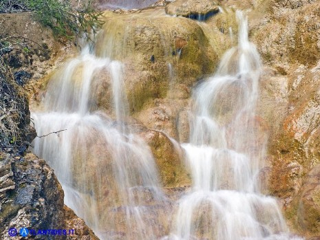 Cascata di Middai