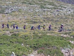 I ciclisti di MTB-forum.it e di Sardinia Mountainbike verso Genna Orisa (27/07/08)