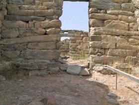 Esterzili - Sa 'omu de Orgìa: vestibolo o pronao