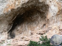 Sentiero Tiscali: Rifugio sotto roccia