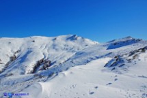 Immagine invernale dei monti del Gennargentu